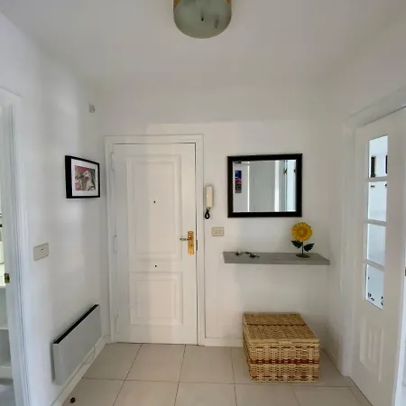 Enjoy Sanxenxo,200m Playa, Balcon Vistas Cies, Piscina & Terraza Azotea,2 Plazas Garaje, 2 Banos, Muy Luminoso, Muy Tranquilo,muy Equipado, Centrico *